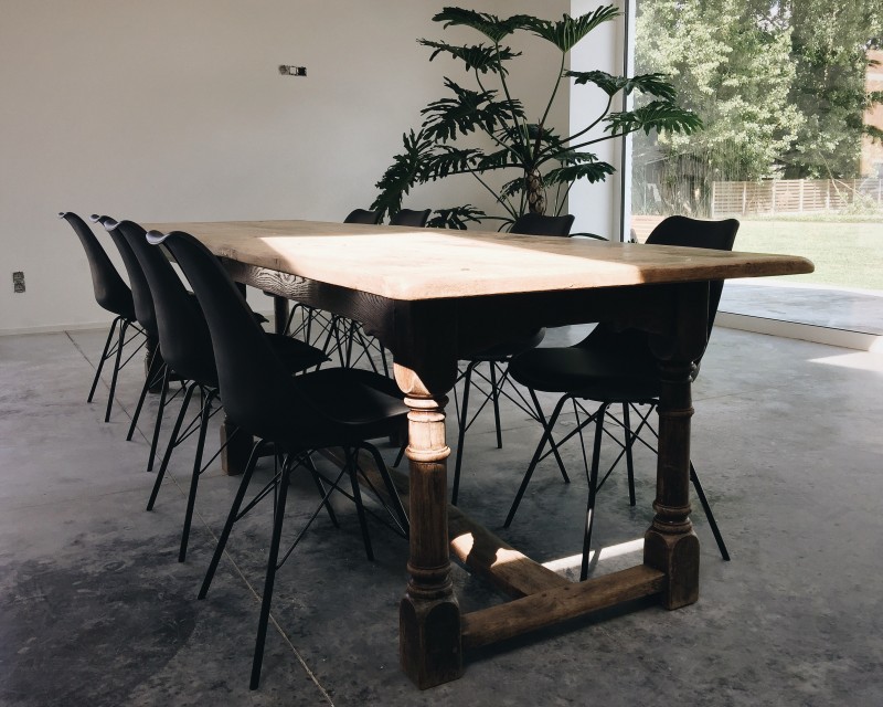 HÔME - House of Meetings